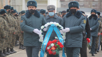 Фотография к новости: Шығысқазақстандықтар ел шекарасын күзеткен ерлерді еске алды