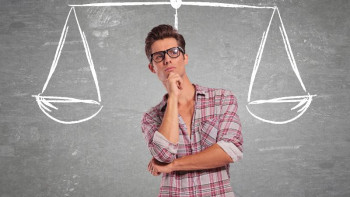 Фотография к новости: Азамат вакцина түрін таңдай ала ма?