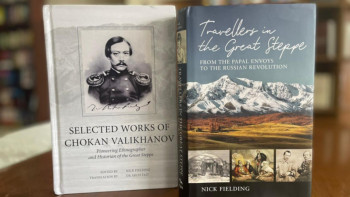 Фотография к новости: Қазақ тарихы туралы қос кітап ағылшын тілінде жарық көрді