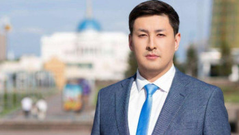 Фотография к новости: Қаржы министрлігінің баспасөз хатшысы вакцина алғаннан кейінгі жағдайы туралы айтты