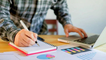 Фотография к новости: Соңғы курс студенттері дипломдық жұмысты онлайн форматта қорғайды – БҒМ