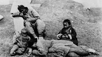 Фотография к новости: Комиссия аштық құрбандарының толық тізімін жасай ма?