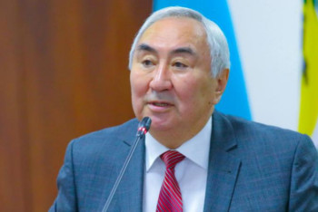 Фотография к новости: Жигули Дайрабаев: Шаруалардың мал баққаны үшін салық алып, мемлекетті байытпай-ақ қойсақ