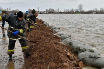 Фотография к новости: Депутаттар Үкіметке жыл сайын болатын су тасқынына қатысты сауал жолдады