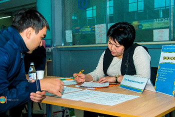 Фотография к новости: Биыл 440 мың адам жұмысқа орналасады – Еңбек министрлігі