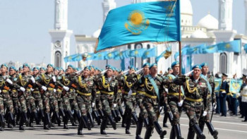 Фотография к новости: Биыл Отан қорғаушылар күніне арналған парад бола ма? 