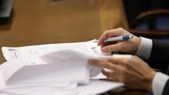 Фотография к новости: Министр елдің жағдайын жақсартатын заң жобасын таныстырды