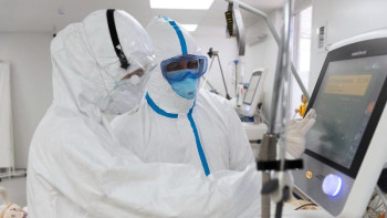 Фотография к новости: Қазір тіркеліп жатқан науқастар саны шілдедегіден 3 есе көп – Мұратов