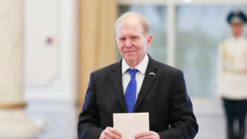 Фотография к новости: АҚШ елшісі азаматтарды вакцина алуға шақырды