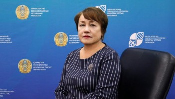 Фотография к новости: Сарапшы QazVac вакцинасын өндіру технологиясы туралы айтып берді