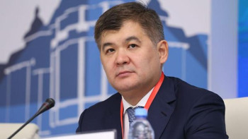 Фотография к новости: Цой Біртановты жұмысқа қабылдай ма?