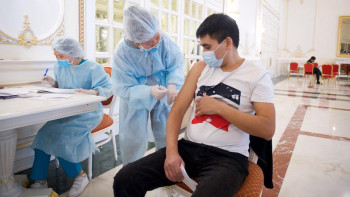 Фотография к новости: Алматыда шетелдіктер ақылы негізде вакцина салдыра алады