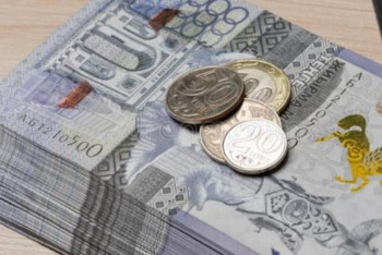 Фотография к новости: Пандемия кезінде елдегі шенеуніктер 15 млн теңге сыйақы алған – ﻿Перуашев