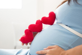 Фотография к новости: Маман жүкті әйелдердің вакцина алуына қатысты пікір білдірді