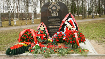 Фотография к новости: Ресейдің Лодейное Поле қаласында қазақ жауынгерлеріне ескерткіш орнатылды