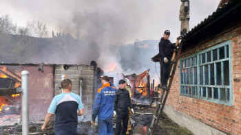 Фотография к новости: Өрттен зардап шеккендерге жатақханалардан орын ұсынылды – Әбділов