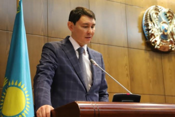 Фотография к новости: Жамаубаев республикалық бюджетке қанша кіріс түскенін айтты