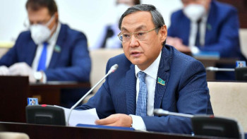 Фотография к новости: Кешеуілдетуге болмайды. Депутат тәуелсіздігімізді жоғалтып отырғанымызды айтты