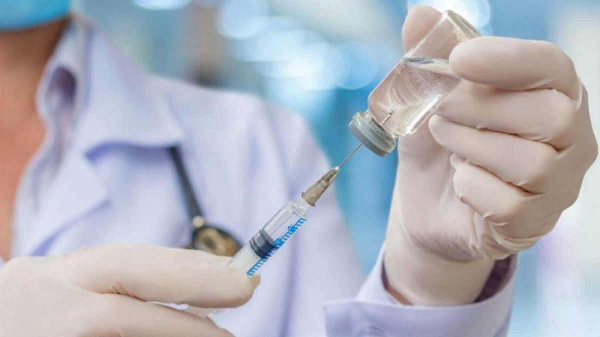 Вакцина салдырған  44 адам ауырып қалған