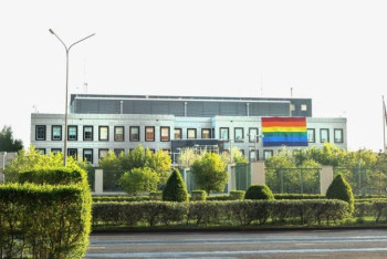 Фотография к новости: АҚШ елшілігі ЛГБТ туына қатысты түсініктеме берді