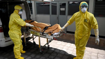 Фотография к новости: АҚШ елімізді COVID-19-дан қайтыс болғандардың саны бойынша 20 елдің қатарына қосты. Шоранов жауап берді