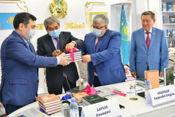 Фотография к новости: Әділ Ахметовтің бірқатар еңбегі таныстырылды