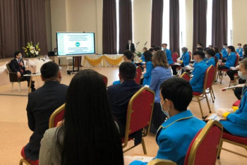 Фотография к новости: Асхат Аймағамбетов оқушыларға хоббиі туралы айтып берді