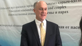 Фотография к новости: Тұрмыстық зорлық-зомбылық туралы жария түрде айту маңызды – Теодор Линг