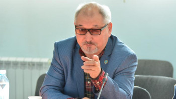 Фотография к новости: Көзі тірі болғанда Абайды да кәмпескелейтін еді – ғалым