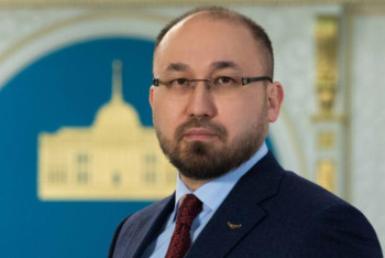 Абаев: Тарихты мифке айналдыру, өткенді әсіре мақтау – өрге бастамайды