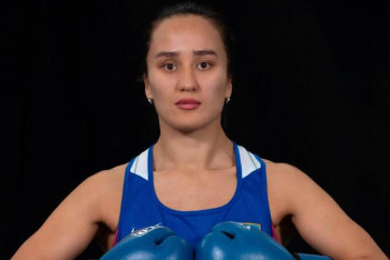 Фотография к новости: Азия чемпионаты. Бокстан бесінші алтын Сафроноваға бұйырды 