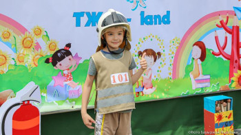 Фотография к новости: ﻿Елордалық бүлдіршіндер өрт сөндіруші мамандығының қыр-сырын меңгерді