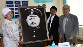 Фотография к новости: Әйгілі Мұхамеджан Тынышбаевтың ұлымен кездесу өтті