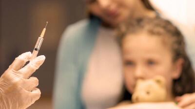 Ресейде «Спутник V» вакцинасын 12 жастан асқан балаларда сынайды