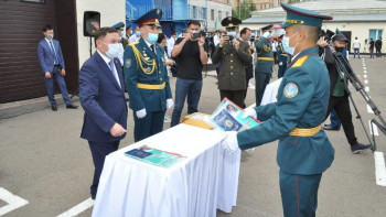 Фотография к новости: Сырым Шәріпханов: Академия мәртебесін алу – ұжым жетістігінің жемісі