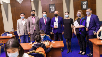 Фотография к новости: Динара Сәдуақасова кәсіби шахмат клубын құру идеясымен бөлісті