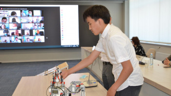 Фотография к новости: Ақмолалық жас өнертапқыштар жаңа жобаларын таныстырды