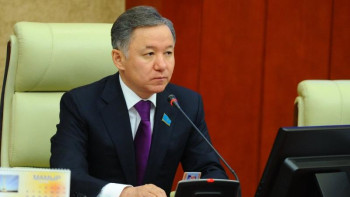 Фотография к новости: Нығматулин елдегі қымбатшылық үшін министрлерге шүйлікті