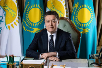 Фотография к новости: Еуропадағы банктің басшысы Маминге өз кеңесін айтты