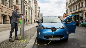 Фотография к новости: Мамин электромобильдерді көбейтуге ниетті екенін айтты