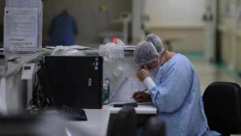 Фотография к новости: КВИ-ден емделіп жатқан науқастар саны азайып келеді – министр