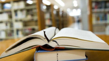 Фотография к новости: Депутат мектеп оқулығына пасха мен масленицаны кіргізгендерді сынады