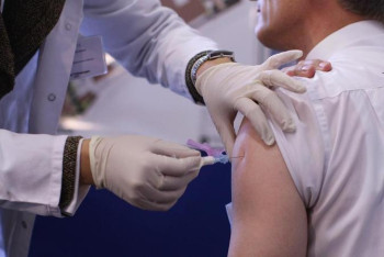 Фотография к новости: Алматыда 207 шетелдік дипломат вакцинаны тегін салдырды