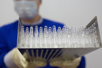 Фотография к новости: Қыркүйекте вакцинаны өзіміз өндіріп, өзіміз құятын боламыз – Сапарбаев