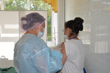 Павлодар қаласының сауда нүктелерінде көшпелі екпе пункттері жұмыс істейді