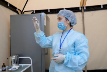 Фотография к новости: Вакцина алған елордалықтар бүгіннен бастап күндізгі режимде жұмыс істей алады  