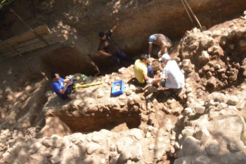 Фотография к новости: Түркістан облысында тұрғын үй ауласынан X-XI ғасырға тән ескерткіш табылды 