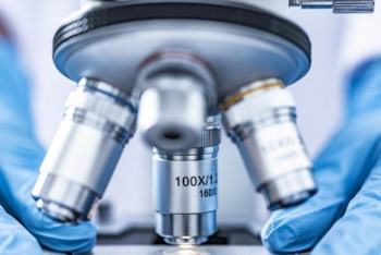 Фотография к новости: Эпидемиолог: Әр жаңа мутациямен ауру ағымының өзгеруі алаңдатады