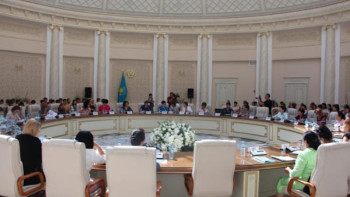 Фотография к новости: Ауыл әйелдерінің форумы өңірден басталды