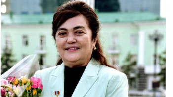 Фотография к новости: Айнагүл Сарайқызы «Моңғол еліне еңбегі сіңген заңгер» атанды